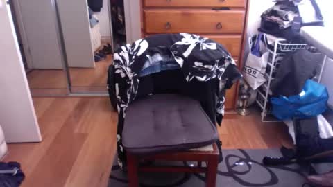 Snapshot of lennyfife chatting on 10/17/25, 11:51 Pussylicker online show from 10/17/25, 11:51