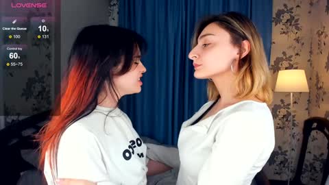 Snapshot of lenoimacyt chatting on 12/25/24, 01:19 Hey hey our name is Mia Elfy Lovense is active time to play PVT IS OPEN online show from 12/25/24, 01:19