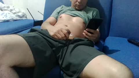 Snapshot of leo73077 chatting on 07/06/26, 05:26 leo73077 online show from 07/06/26, 05:26