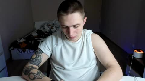 Snapshot of leo__miller chatting on 05/08/26, 01:11 LEO online show from 05/08/26, 01:11