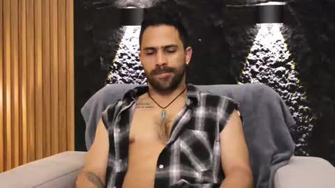 Snapshot of leo_diaz01 chatting on 01/17/26, 02:49 Leo Diaz online show from 01/17/26, 02:49