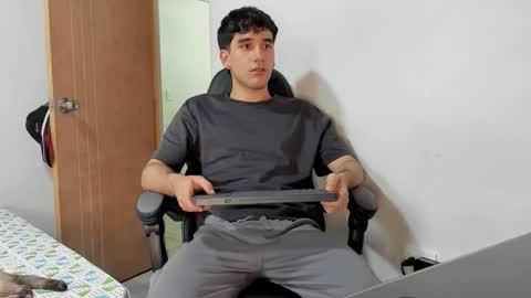 Leo Jones online show from 12/02/24, 10:12