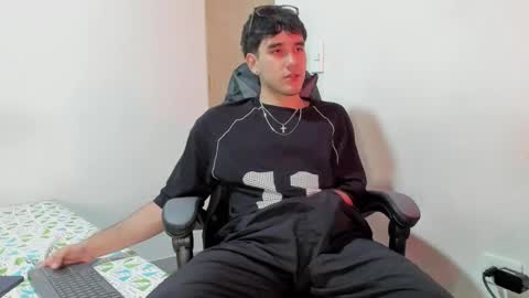 Leo Jones online show from 12/04/24, 12:08