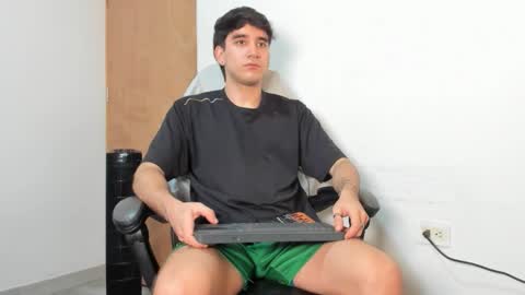 Leo Jones online show from 12/01/25, 12:26