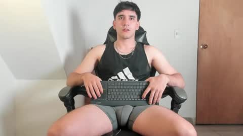 Leo Jones online show from 07/12/26, 01:51