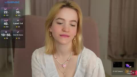 Snapshot of leo_lulu chatting on 02/09/25, 03:56 Ashly online show from 02/09/25, 03:56