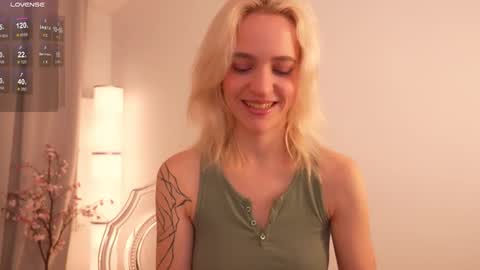 Snapshot of leo_lulu chatting on 11/09/25, 09:40 Ashly online show from 11/09/25, 09:40