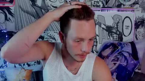 Snapshot of leo_mooree chatting on 09/25/25, 04:11 Leo online show from 09/25/25, 04:11