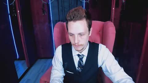 Snapshot of leo_mooree chatting on 11/01/25, 09:06 Leo online show from 11/01/25, 09:06