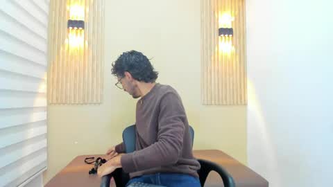 Snapshot of leo_sanz6 chatting on 06/06/26, 12:21 LEO online show from 06/06/26, 12:21
