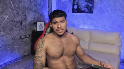 Leo independent model online show from 11/28/25, 01:30