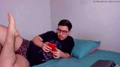 Carlos  Alissa. Help us to reach 100 likes  online show from 10/19/25, 05:13