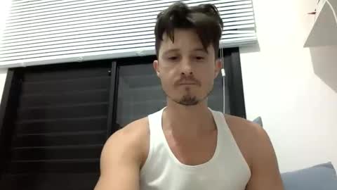 leomantovani online show from 12/22/25, 07:27