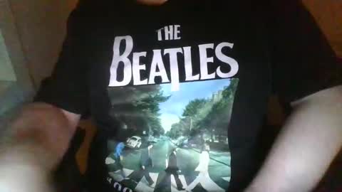 Snapshot of leon7069 chatting on 10/10/25, 06:40 Leon online show from 10/10/25, 06:40