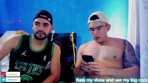 Snapshot of leon__hart chatting on 12/27/24, 02:43 Leon Hart online show from 12/27/24, 02:43