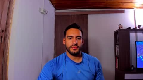 Snapshot of leon__hart chatting on 01/24/25, 02:07 Leon Hart online show from 01/24/25, 02:07