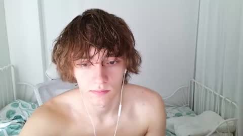 Leon online show from 06/13/26, 01:47