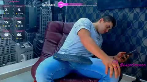 Snapshot of leon_ssmoron chatting on 08/02/26, 12:53 Leon Smoron online show from 08/02/26, 12:53