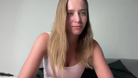 Emma online show from 06/23/26, 01:31