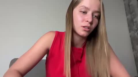 Emma online show from 06/25/26, 01:04