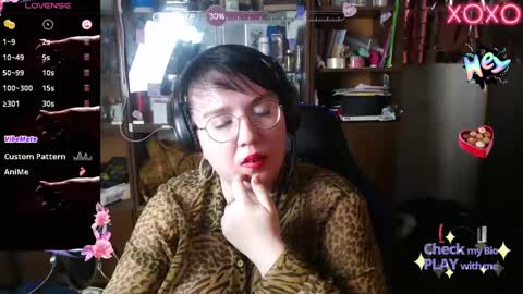 Leona Harrison online show from 02/11/25, 05:47