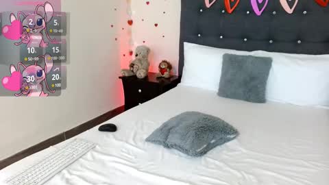 Snapshot of leonacutecam chatting on 02/15/25, 06:55 LUCY online show from 02/15/25, 06:55