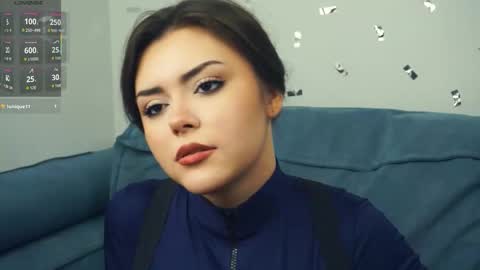 Mia online show from 10/02/25, 07:15