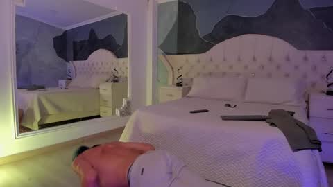 Leonard online show from 12/15/24, 08:52