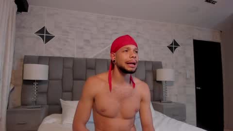 Leonard online show from 12/30/24, 09:27