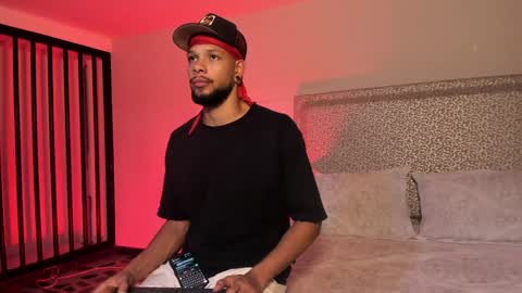 Leonard online show from 01/23/25, 01:08