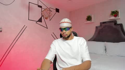 Leonard online show from 02/06/25, 03:27