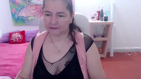 leonela   online show from 01/14/26, 01:22