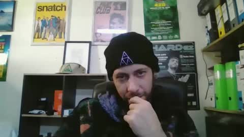 Snapshot of leonidascum chatting on 02/04/26, 12:44 leonidascum online show from 02/04/26, 12:44