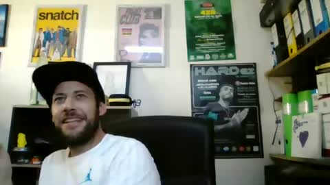 Snapshot of leonidascum chatting on 06/15/26, 03:03 leonidascum online show from 06/15/26, 03:03