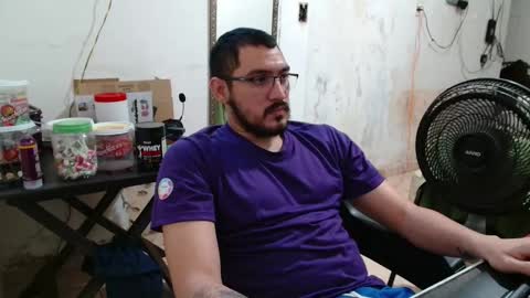 Snapshot of leonino231 chatting on 11/27/25, 05:37 leonino231 online show from 11/27/25, 05:37