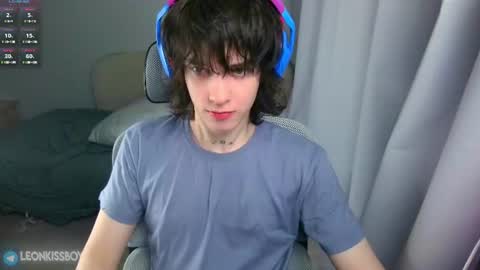 leonkissboy online show from 06/22/26, 05:43
