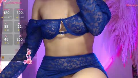 Snapshot of leonora_luxry_ chatting on 02/19/25, 04:11 My name is Leonora Pleasures to see you Follow me here and instagram online show from 02/19/25, 04:11