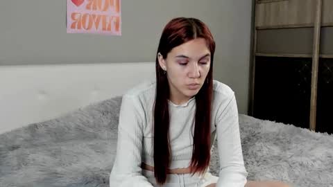 Snapshot of leontinecurly chatting on 10/25/25, 07:30 leontinecurly online show from 10/25/25, 07:30