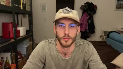 Snapshot of leonvampire chatting on 12/03/25, 04:38 Leon online show from 12/03/25, 04:38