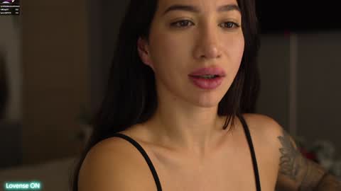 Leora online show from 12/13/24, 07:21