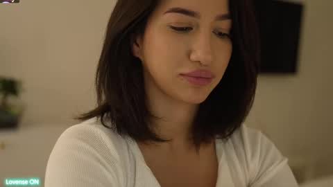 Leora online show from 02/22/25, 05:13