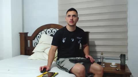 Leo online show from 10/02/25, 01:34