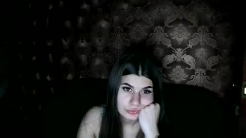 leraberry online show from 06/07/26, 07:39