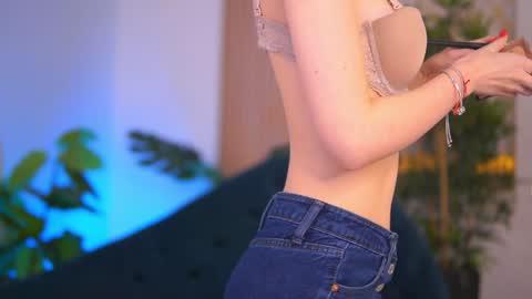 Jessie online show from 12/28/24, 07:55