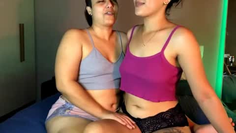 Snapshot of lesbiancouplebrazil2025 chatting on 07/14/26, 03:18 lesbiancouplebrazil2025 online show from 07/14/26, 03:18