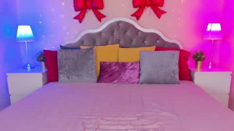 Eveline online show from 07/12/26, 01:18