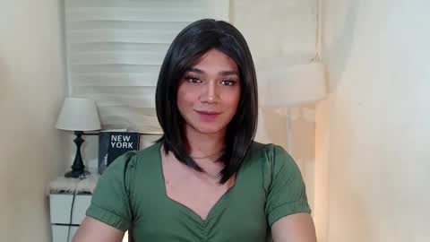 Snapshot of lesleyanderson chatting on 02/15/25, 07:39 Pat online show from 02/15/25, 07:39