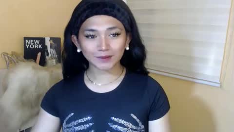 Snapshot of lesleyanderson chatting on 11/19/25, 01:05 Pat online show from 11/19/25, 01:05