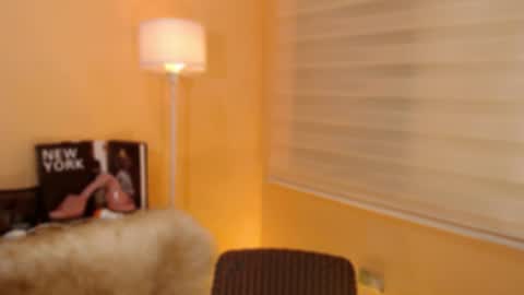 Snapshot of lesleyanderson chatting on 12/04/25, 12:25 Pat online show from 12/04/25, 12:25