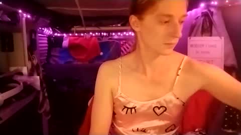 LesleyGumGrass- The Boring Trans girl online show from 02/15/25, 12:59